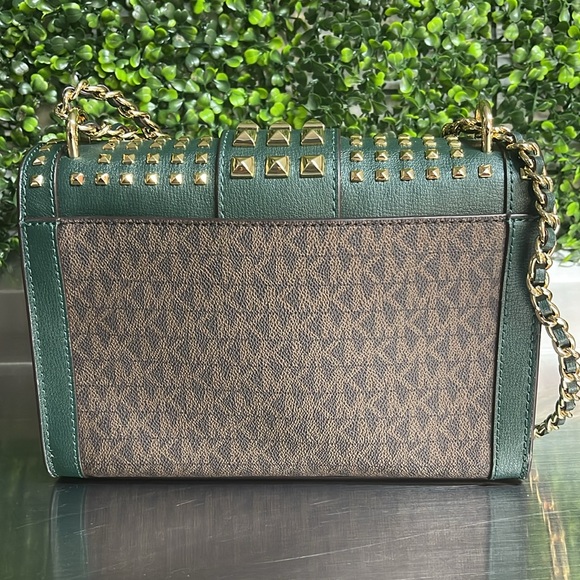 Micheal Kors - Picture 3 of 6